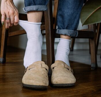 Як відіпрати білі шкарпетки